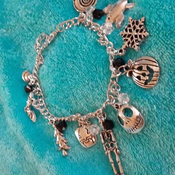 NWT Nightmare Before Christmas  Bracelet - Picture 4 of 4